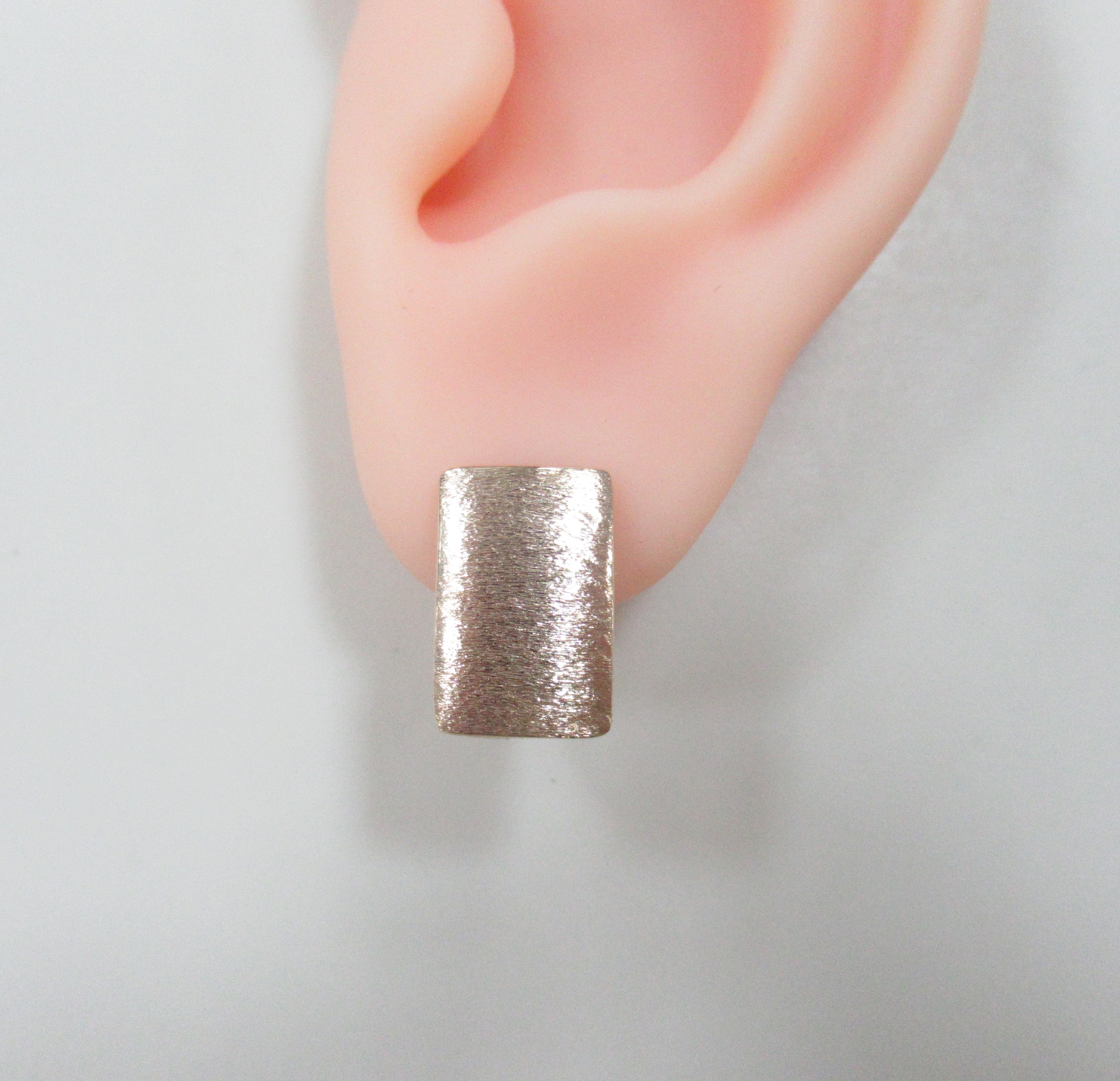 10519-000640 Серьги (Au 585)